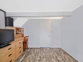 14 Lincoln Road N, Plainview NY 11803