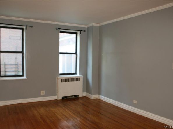 306 E Mosholu Parkway S 1F, Bronx NY 10458
