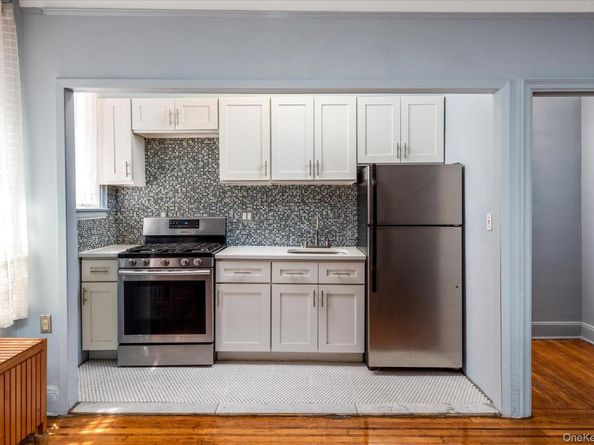59-11 Queens Boulevard 4P, Woodside NY 11377