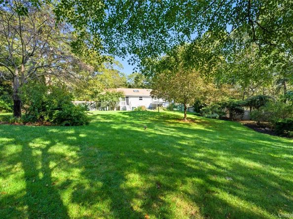 173 W End Avenue, Shirley NY 11967