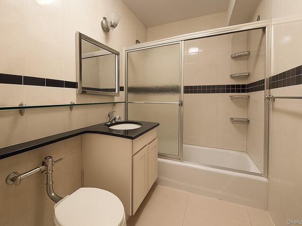 38-25 Parsons Boulevard 3H, Flushing NY 11354