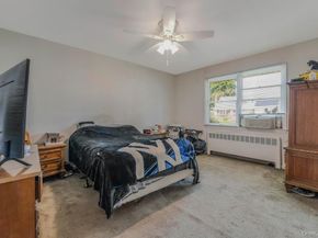 170 Wickfield Lane, North Babylon NY 11703