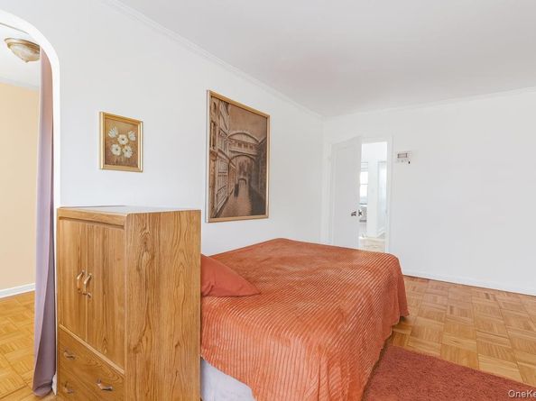 2036 47th Street, Astoria NY 11105