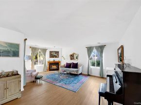 8 Hendrick Hills, Peekskill NY 10566
