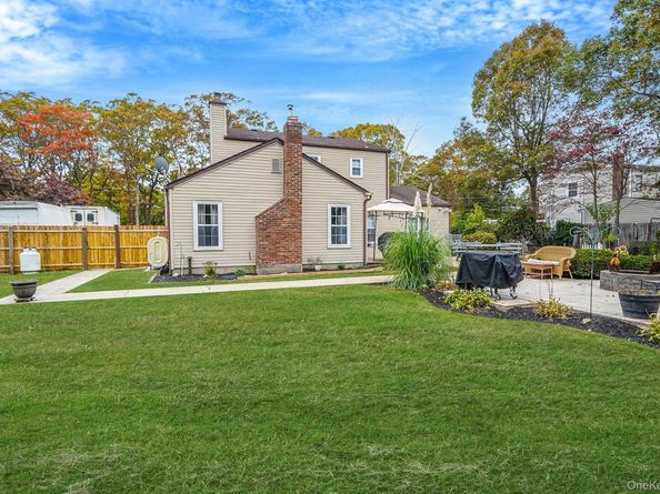 444 Puritan Drive, Shirley NY 11967