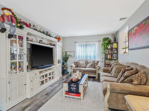 444 Puritan Drive, Shirley NY 11967