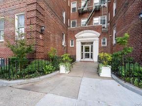 41-15 44th Street 6C, Sunnyside NY 11104