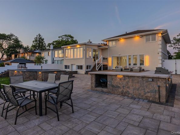 3066 Ann Street, Baldwin Harbor NY 11510