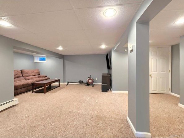525 Grundy Avenue, Holbrook NY 11741