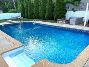 525 Grundy Avenue, Holbrook NY 11741