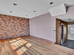 90 30th Street, Copiague NY 11726