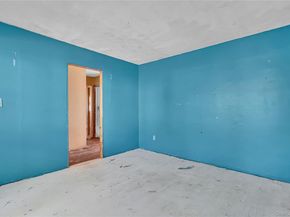 90 30th Street, Copiague NY 11726