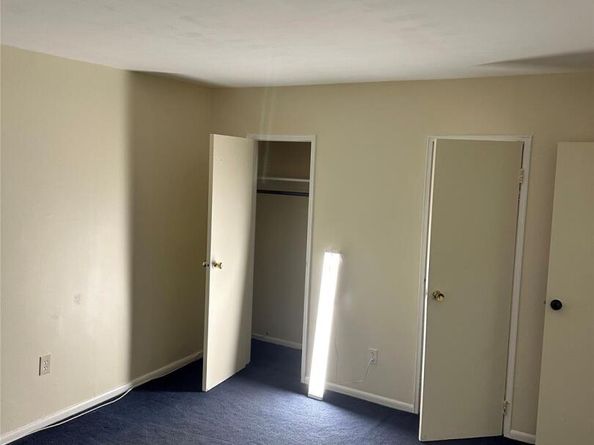 700 Broadway 5, Amityville NY 11701