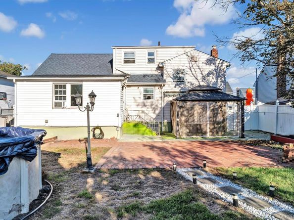 536 S Ocean Avenue, Freeport NY 11520
