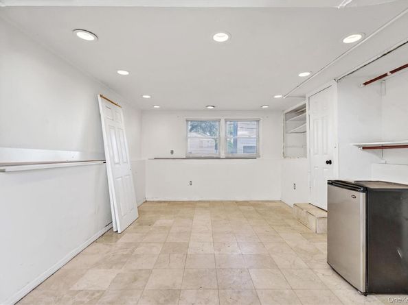 536 S Ocean Avenue, Freeport NY 11520