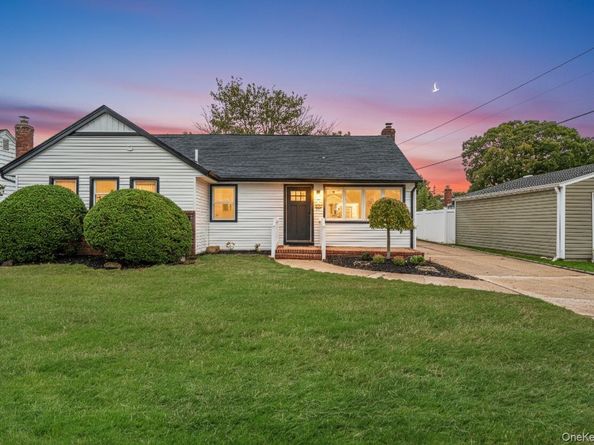 761 Barkley Avenue, East Meadow NY 11554