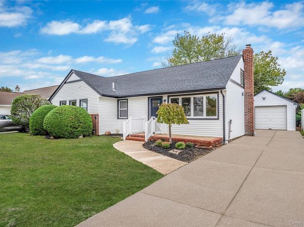 761 Barkley Avenue, East Meadow NY 11554