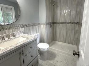 8 Lexington Court, Coram NY 11727