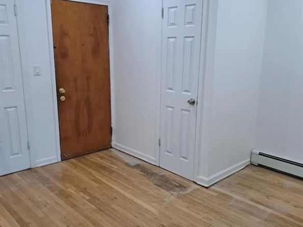 1012 E 233rd Street, Bronx NY 10466