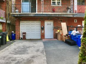 1012 E 233rd Street, Bronx NY 10466