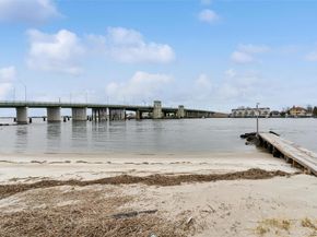 167 Beach 3rd Street, Far Rockaway NY 11691