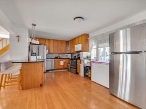 4 Carriage Lane, Levittown NY 11756