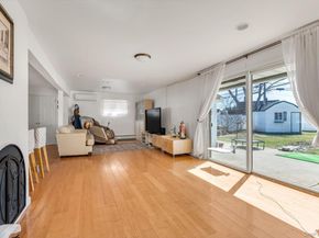 4 Carriage Lane, Levittown NY 11756