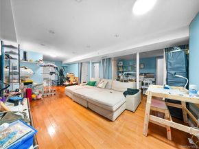 24571 61st Avenue, Little Neck NY 11362