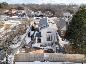 24571 61st Avenue, Little Neck NY 11362