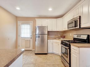 266 Ronkonkoma Avenue, Ronkonkoma NY 11779