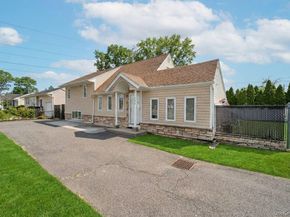 266 Ronkonkoma Avenue, Ronkonkoma NY 11779
