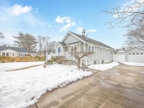 6 Dean Street, Farmingdale NY 11735