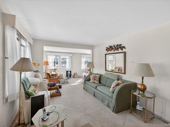 175 Main Avenue, Mastic NY 11950