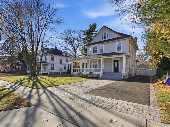 161 Wallace Street, Freeport NY 11520