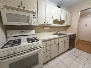 490 Atlantic Avenue 115, East Rockaway NY 11518