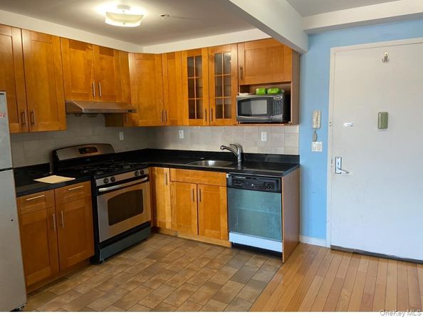 93-05 37th Avenue 3F, Jackson Heights NY 11372