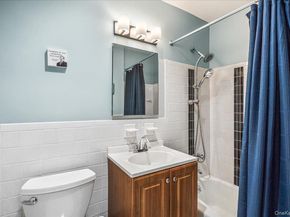 10 Lenox Road 2F, Rockville Centre NY 11570