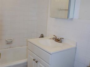 8720 175th Street 3J, Jamaica NY 11432