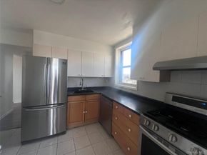60-11 Broadway 6K, Woodside NY 11377