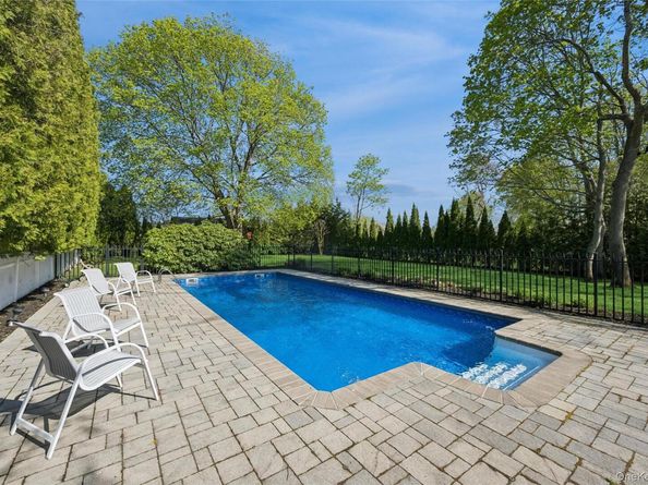 8 Ketcham Avenue, Eastport NY 11941