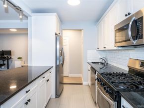 4 Sadore Lane 5J, Yonkers NY 10710