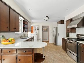 107 California Avenue, Freeport NY 11520