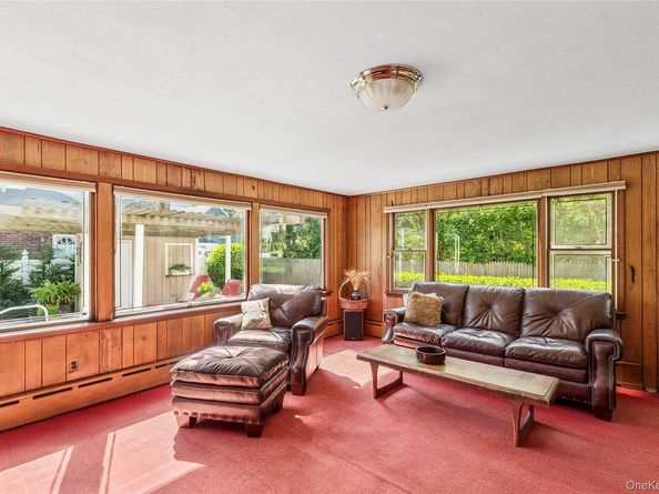 107 California Avenue, Freeport NY 11520