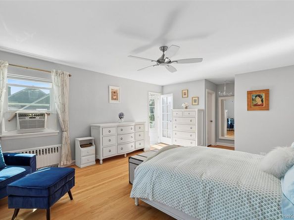 107 California Avenue, Freeport NY 11520