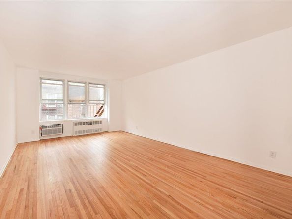 400 E 17th Street 600, Brooklyn NY 11226