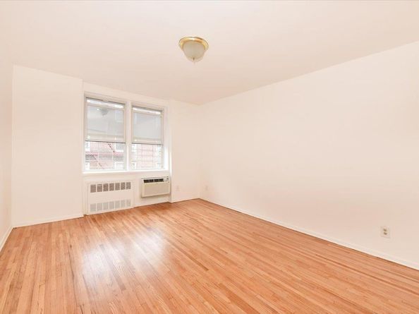 400 E 17th Street 600, Brooklyn NY 11226