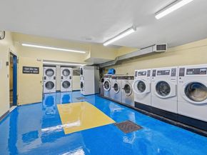 139-15 83 Ave 219, Briarwood NY 11435
