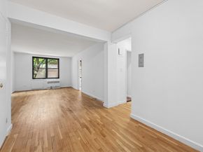 139-15 83 Ave 219, Briarwood NY 11435