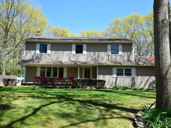 29 Sunhill Road, Nesconset NY 11767