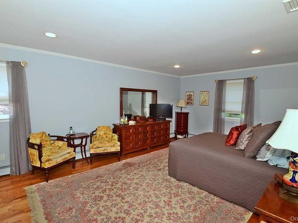 29 Sunhill Road, Nesconset NY 11767